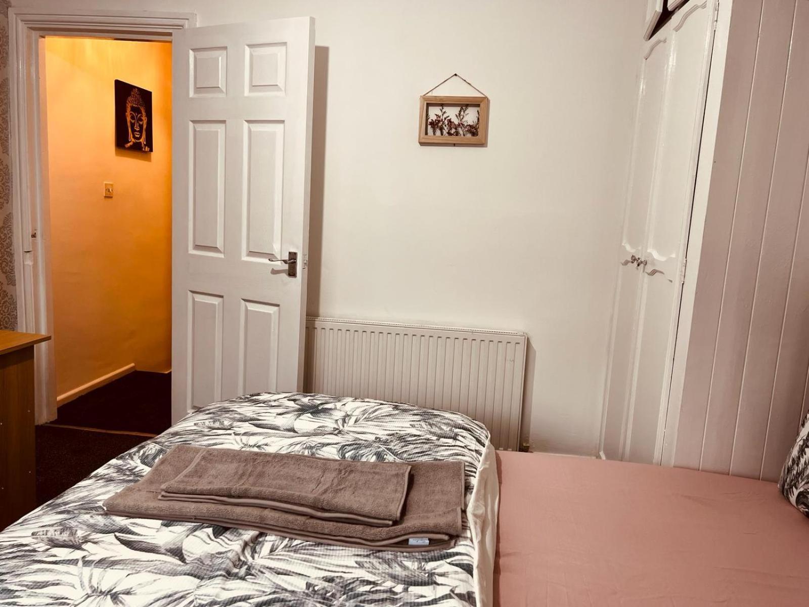 Holiday House Near Football Ground Nottingham Buitenkant foto